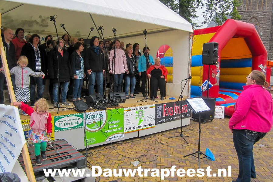 62 IMG 8976 Dauwtrapfeest 2014 DezeFoto